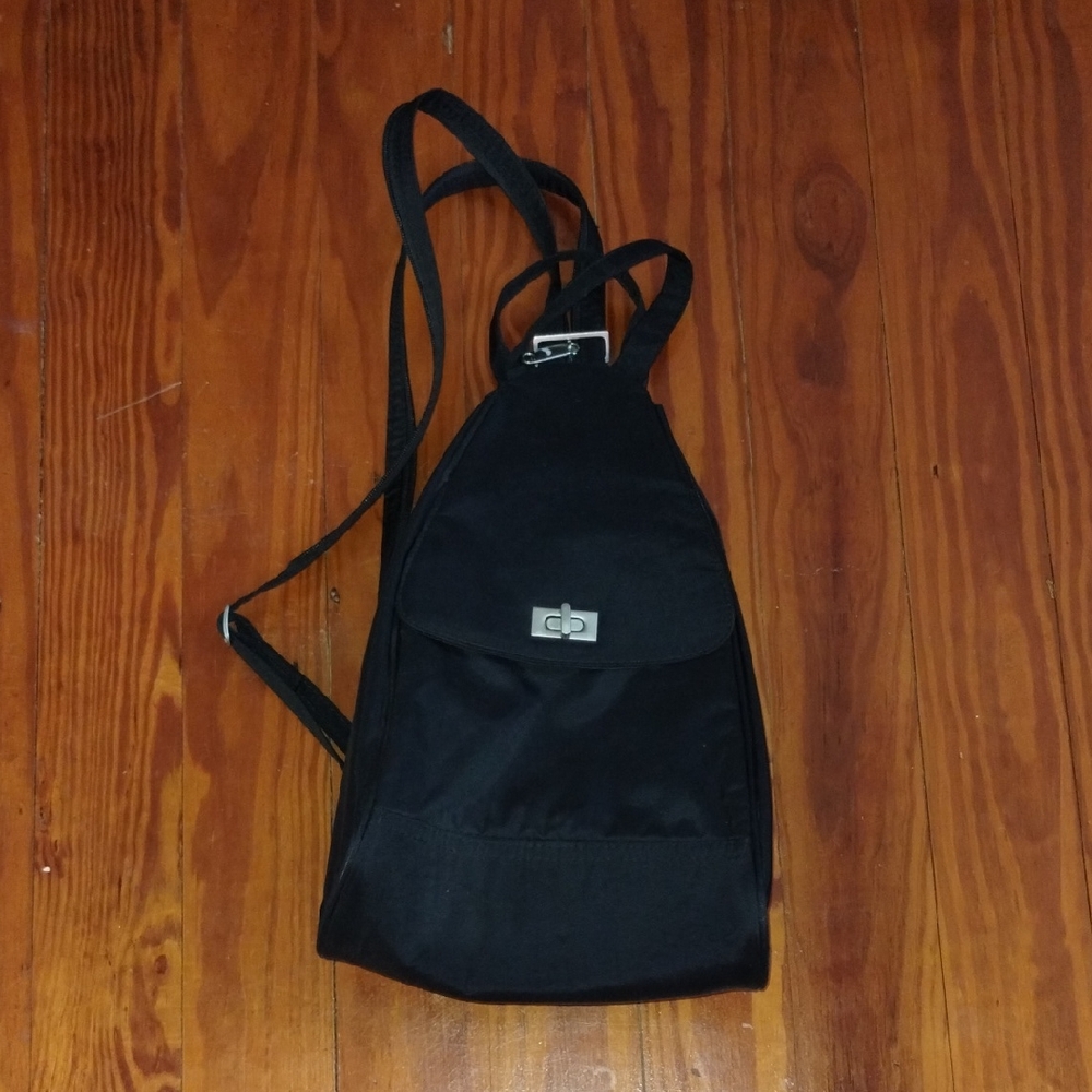 Magellans Women's Black Backpack